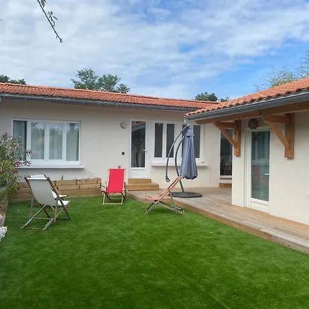 Charmante Maison Aux Abatilles *